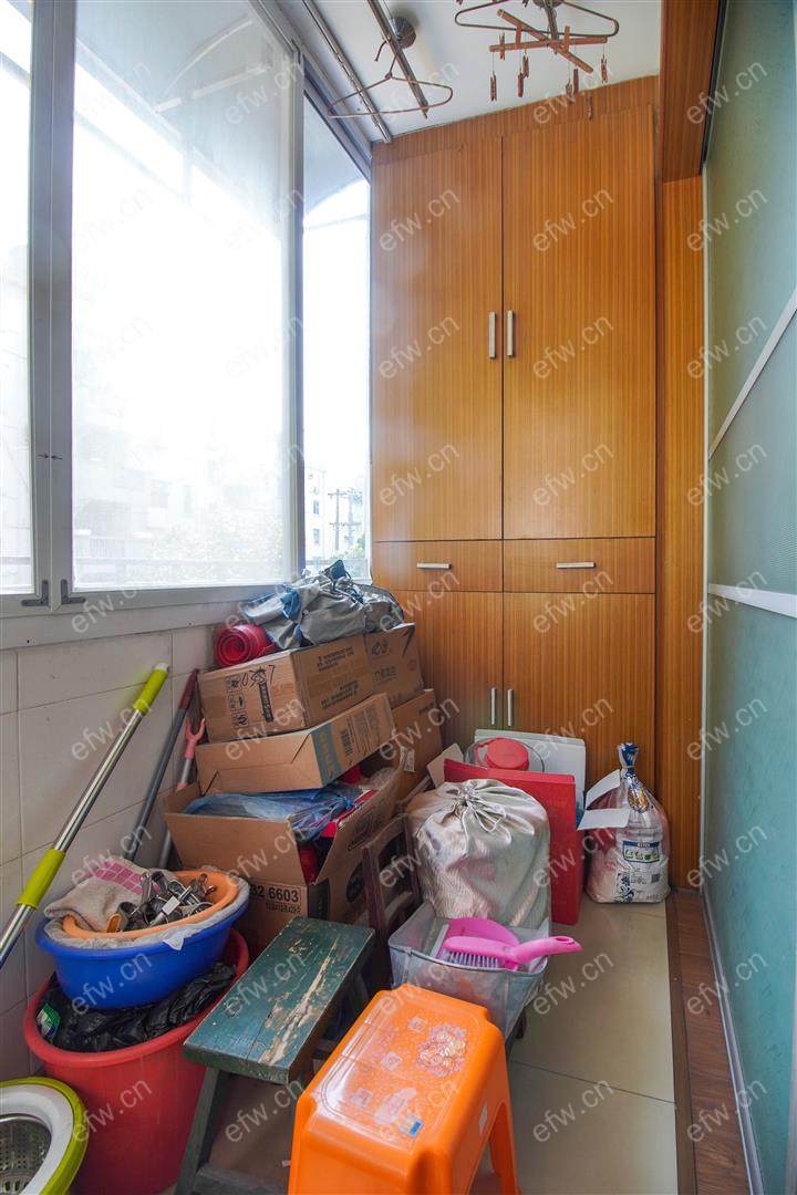 中联新村 2室1厅