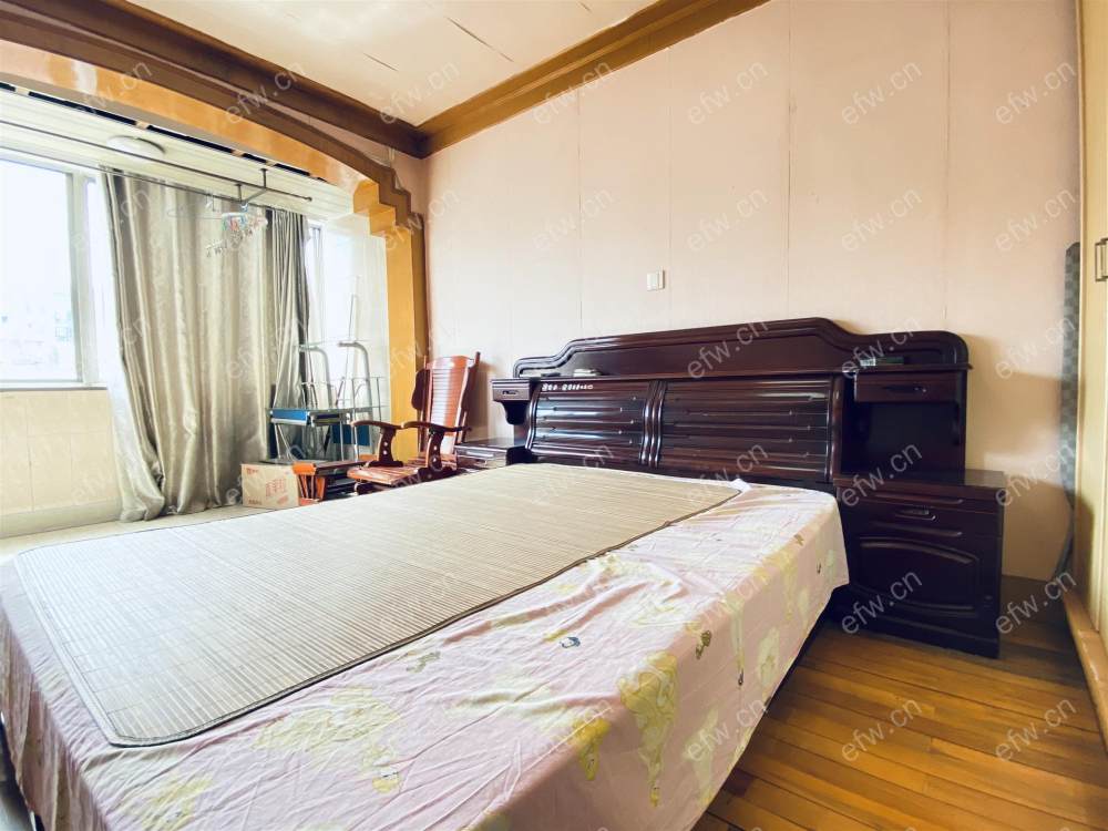 轻院小区 2室2厅