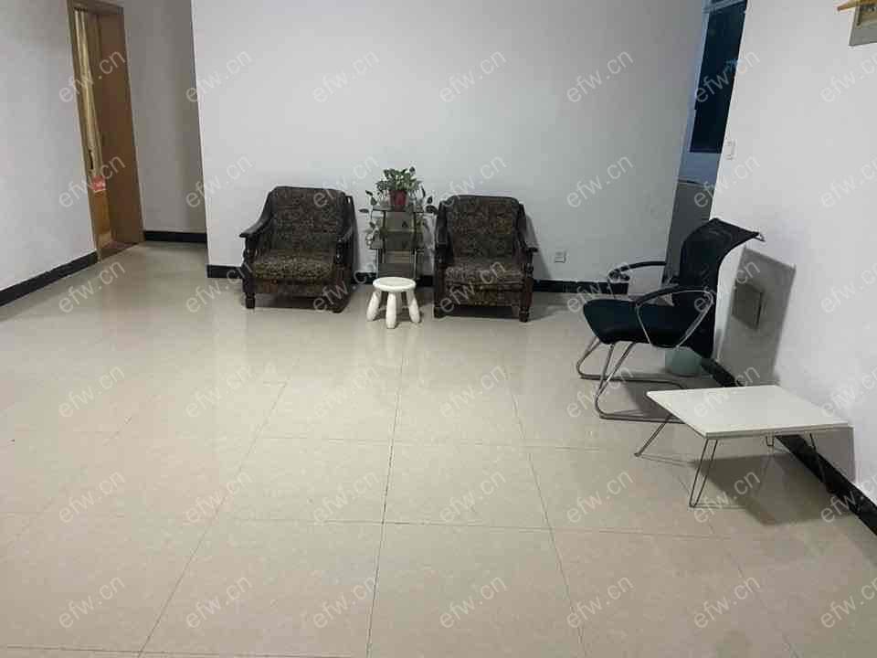 东风家园 2室1厅