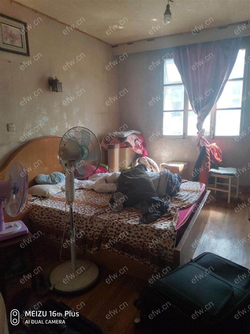 老装修   中间套  中南新村 2室1厅