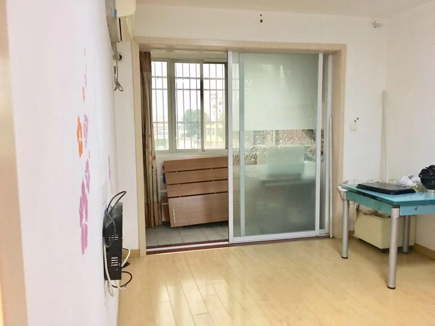 刘潭二村