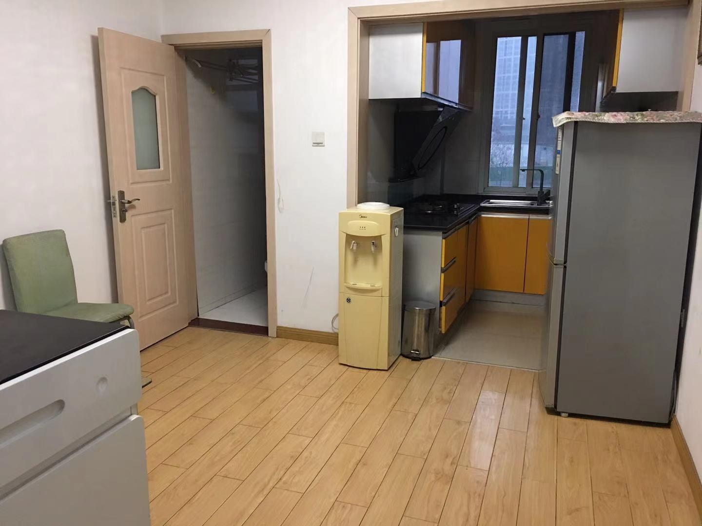 刘潭二村