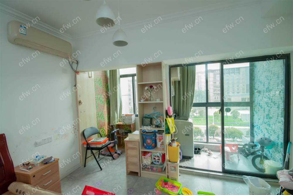 中威国际公寓1室1厅