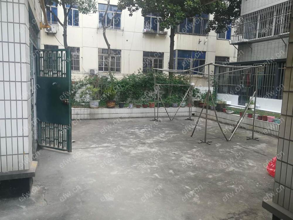 沁园新村 2室2厅