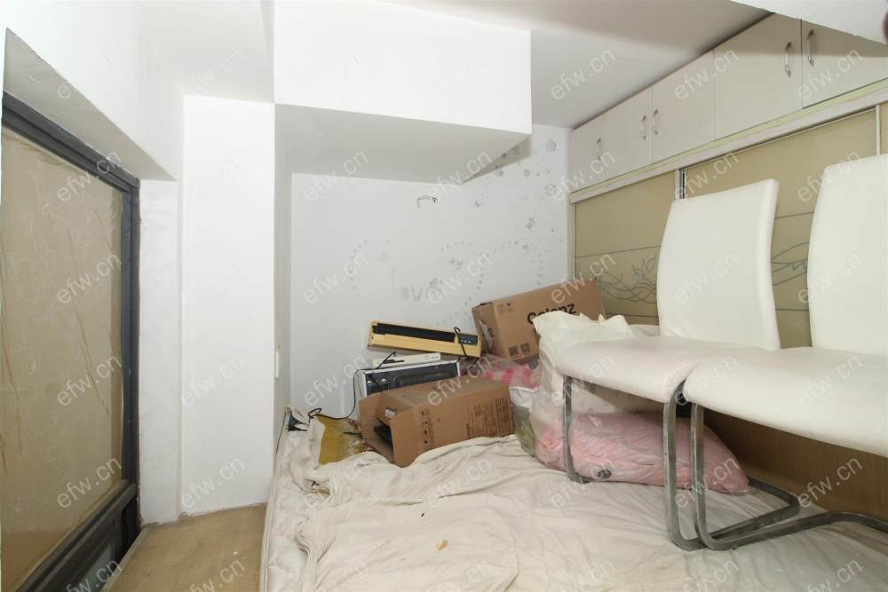 甲壳虫2933小区 1室1厅