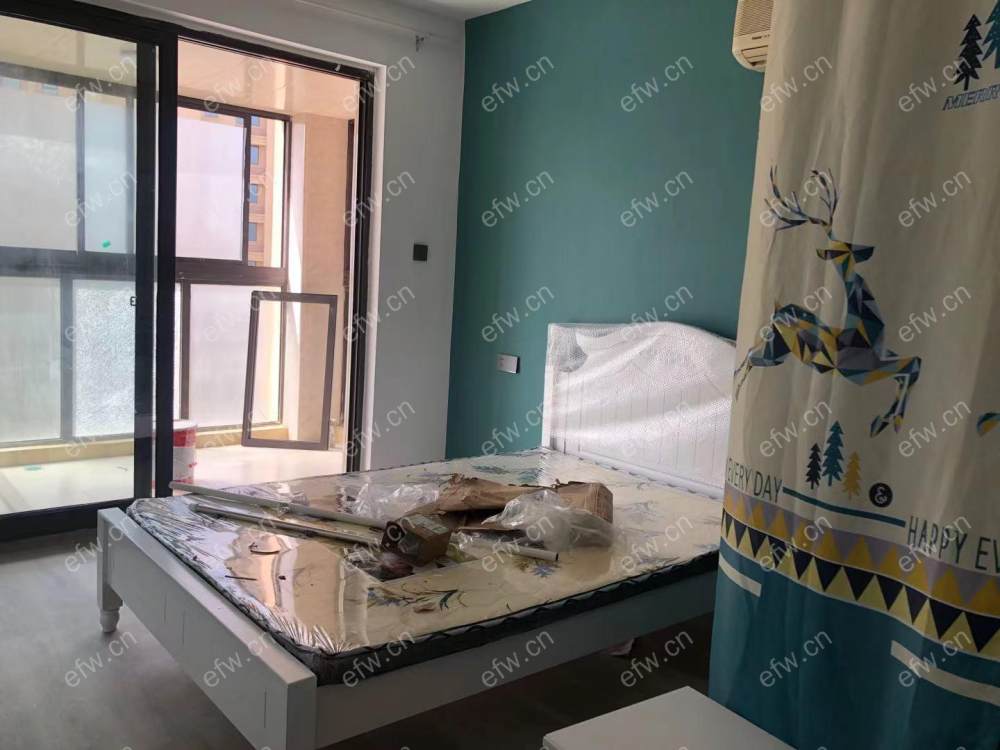西郊佳苑精装3室  随时看房 拎包入住