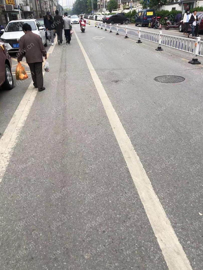 塘南新村 1室2厅，设施齐