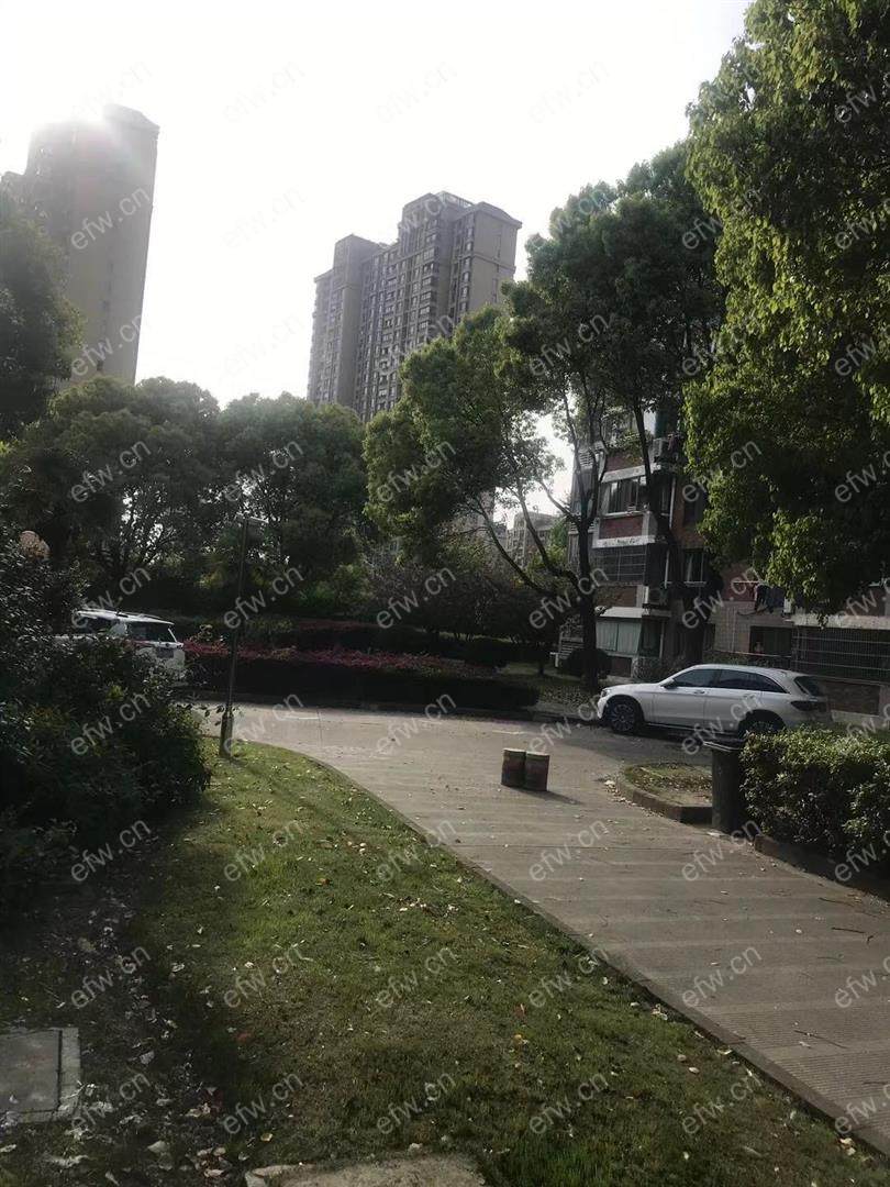 春江花园 3室2厅诚心出售