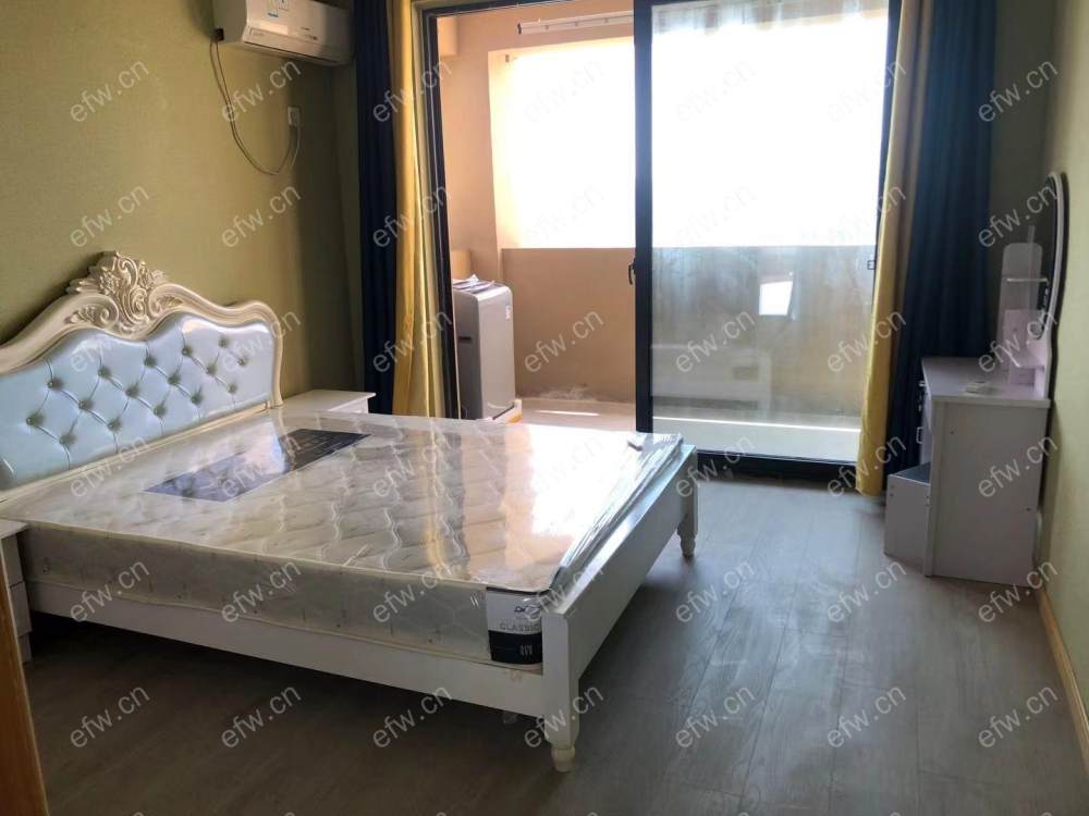 西郊佳苑精装2室  随时看房 拎包入住