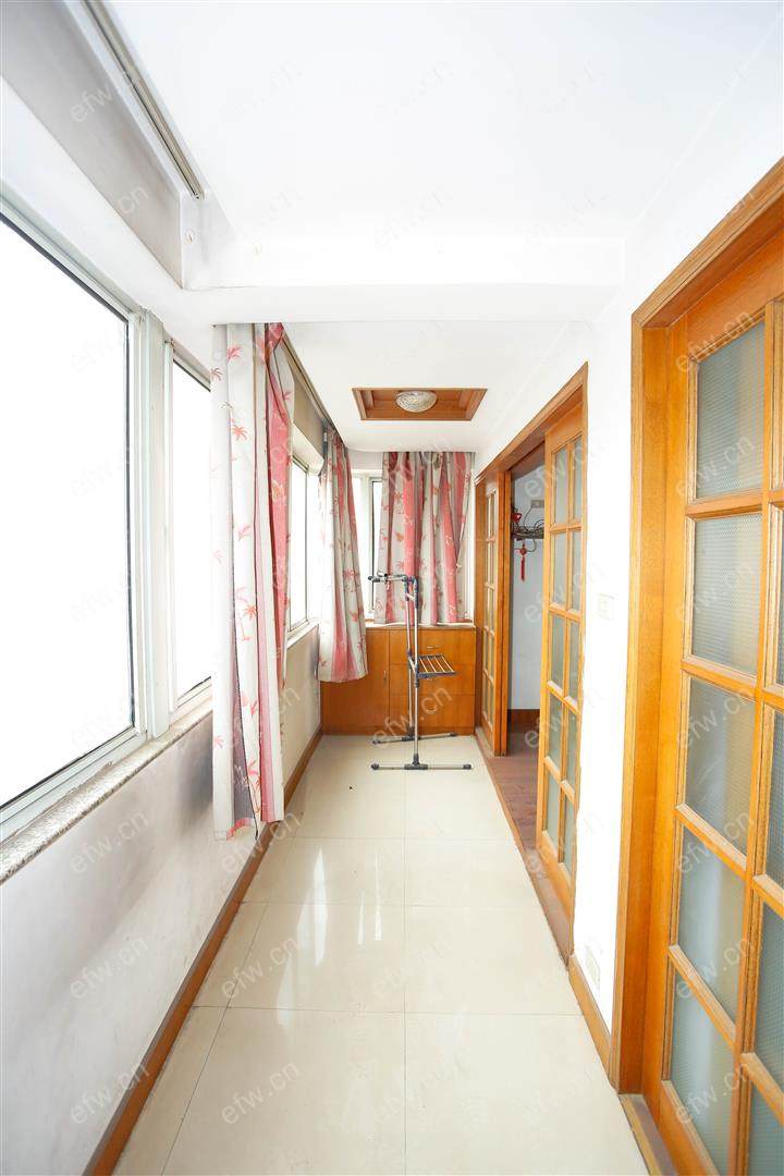 轻院小区 3室2厅