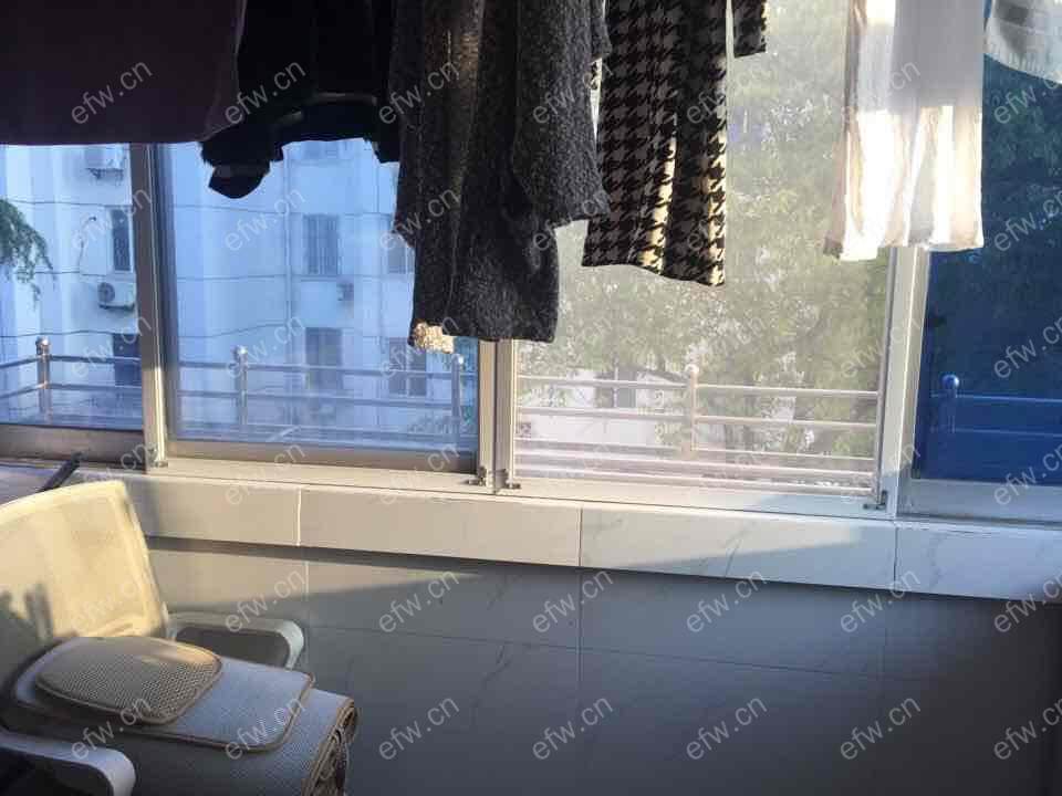 太康新村西区 精装整租一室