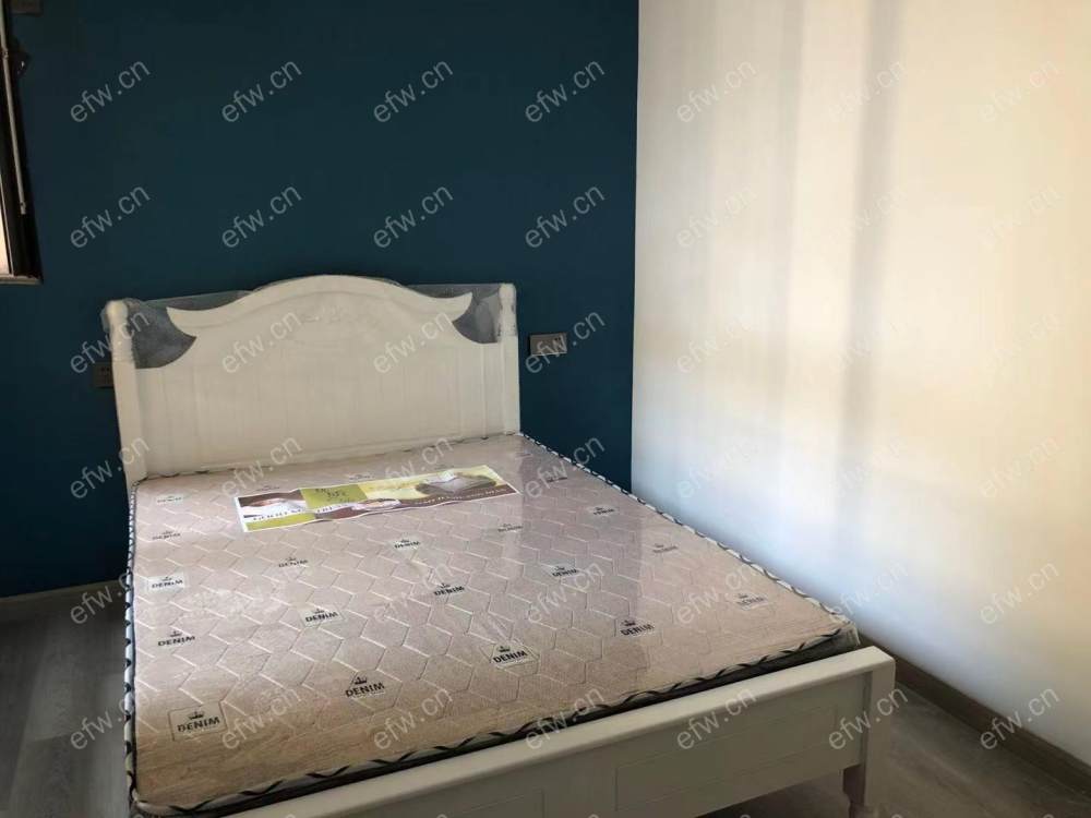 西郊佳苑精装3室  随时看房 拎包入住