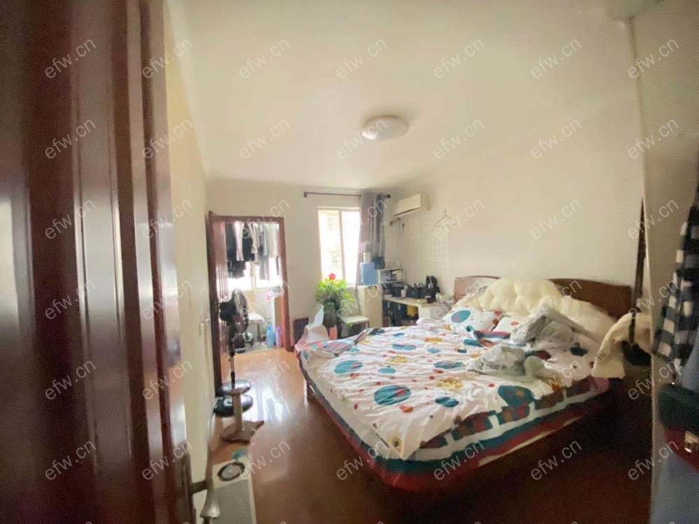 塘南新村 1室2厅，设施齐