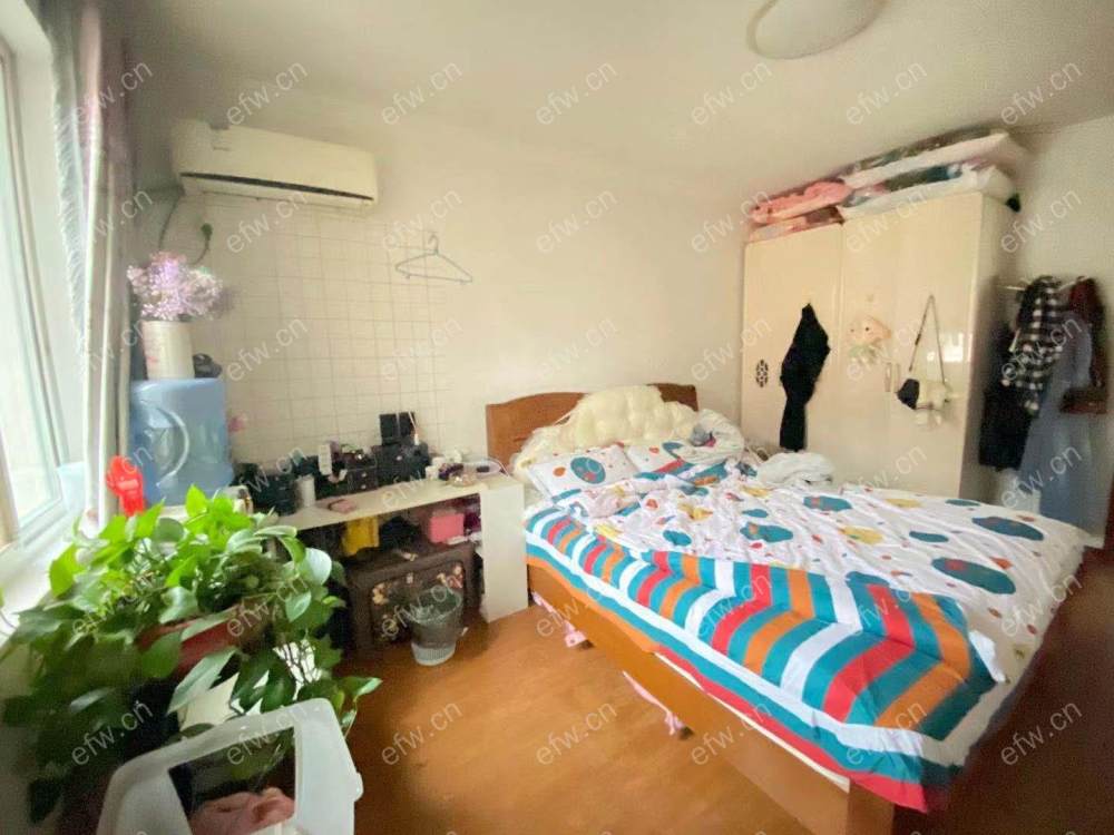 塘南新村 1室2厅，设施齐