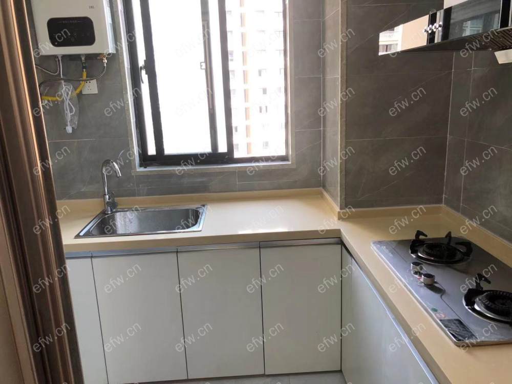 西郊佳苑精装2室  随时看房 拎包入住