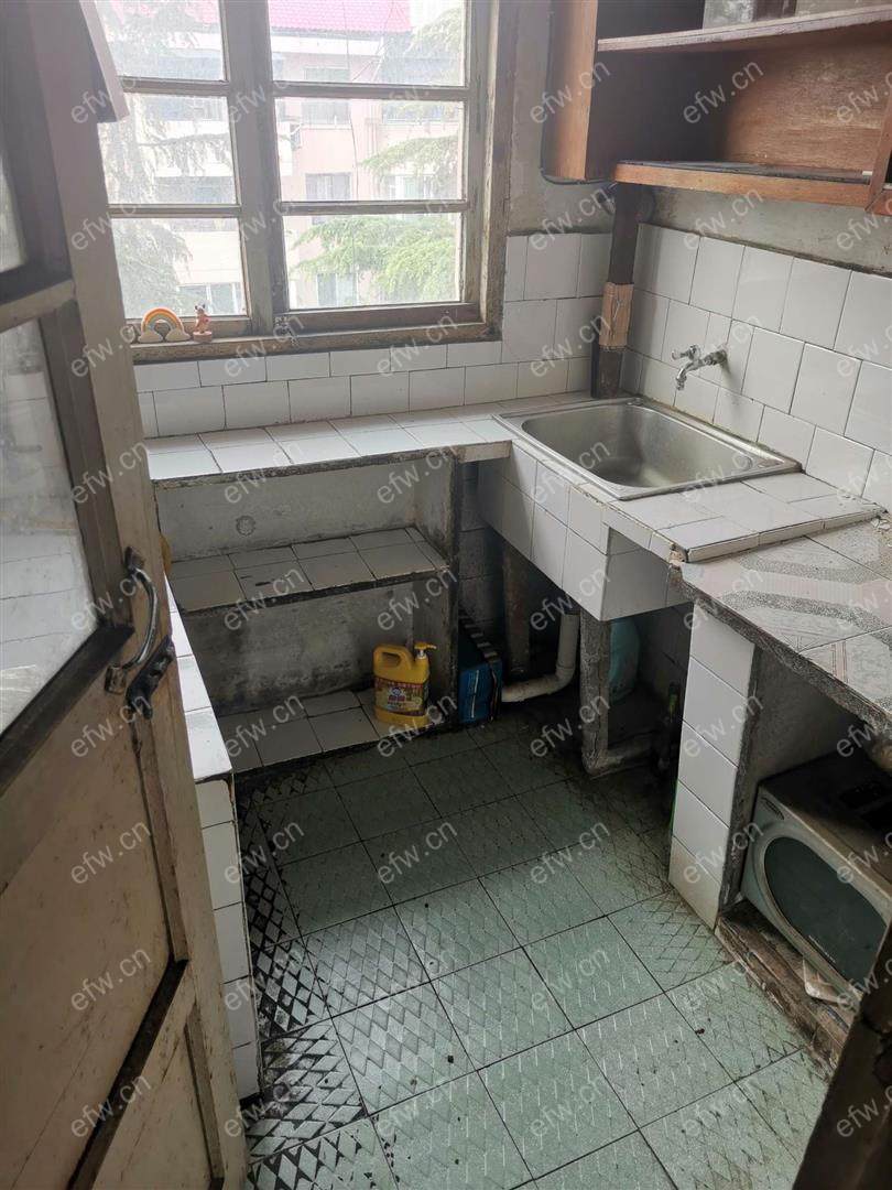 新苏新村 1室1厅 重新装修了