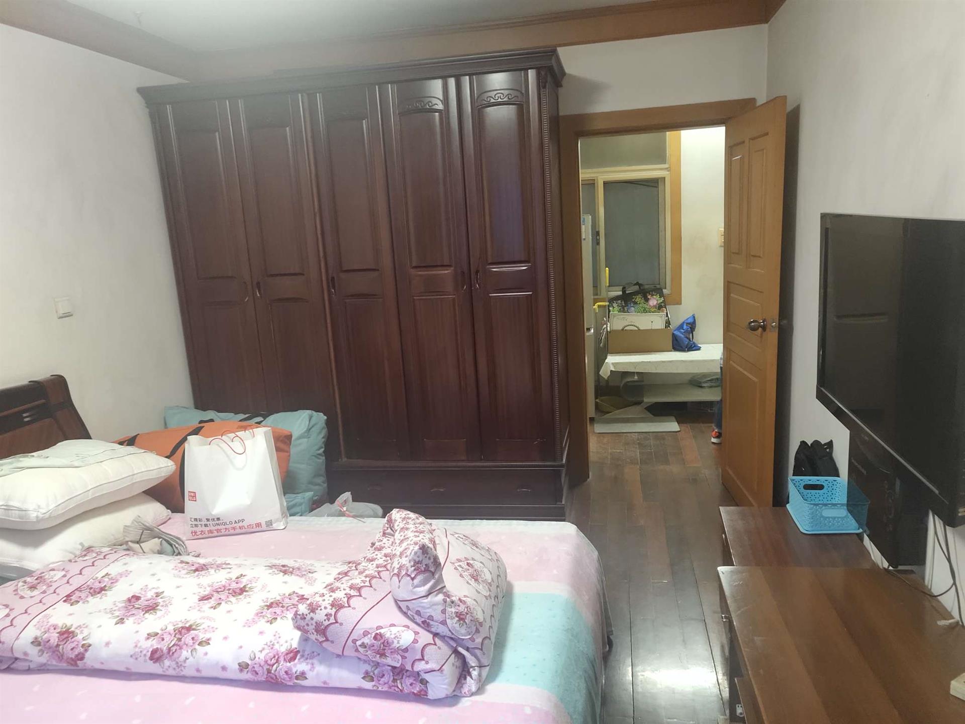 曹张新村 2室1厅
