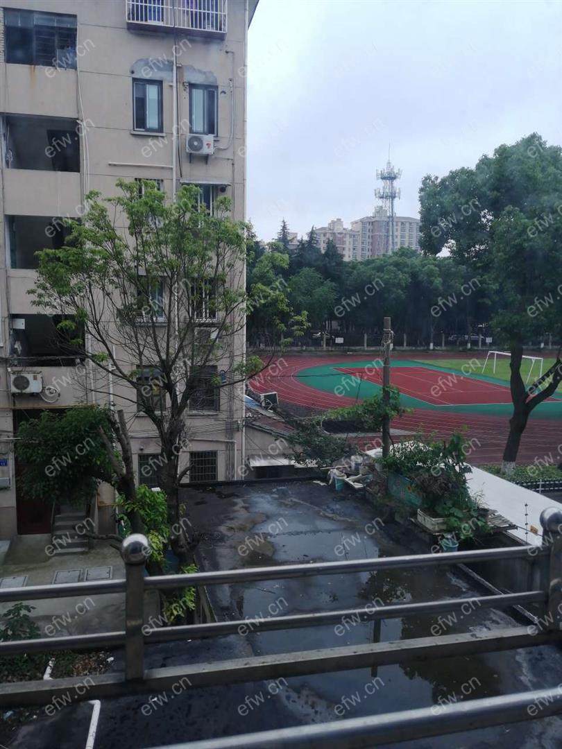 稻香新村 3室1厅