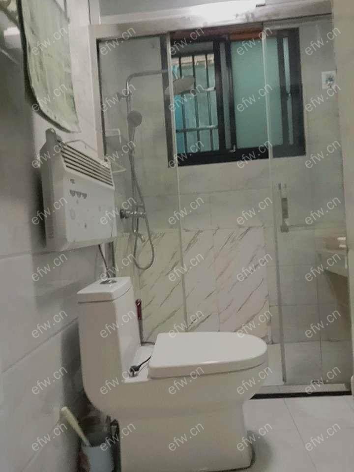 梁巷精装4室  随时看房 拎包入住