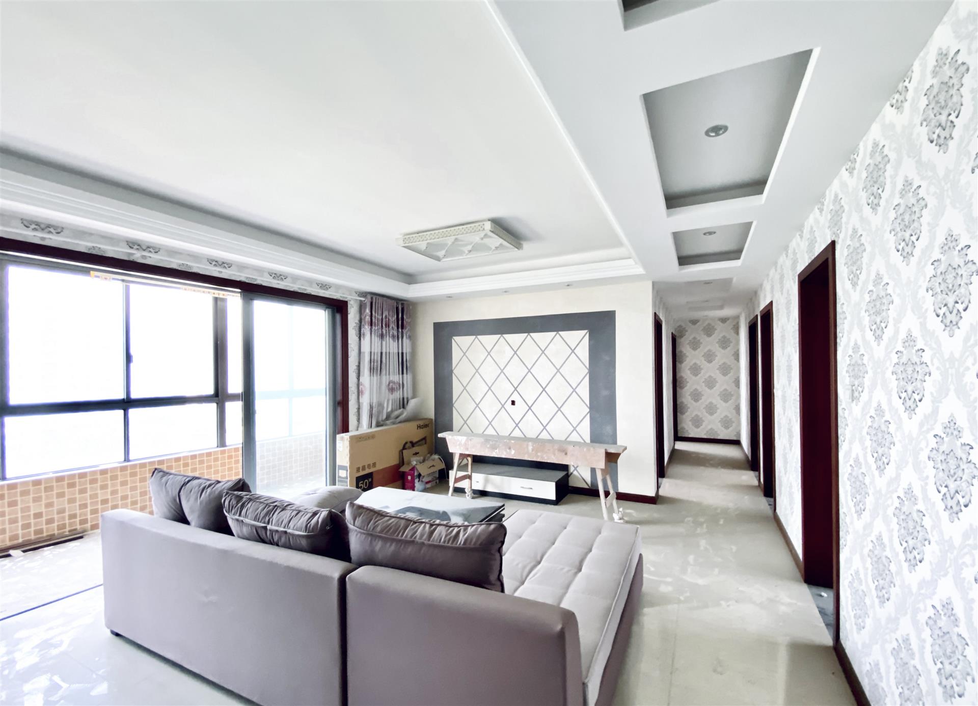稀缺3房豪装拎包即住,尚锦城B区尽享优雅品质,多重阳台+飘窗