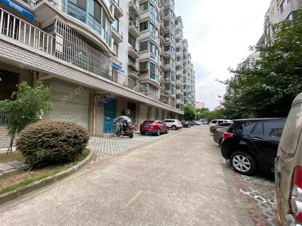 许巷新村 3室2厅000000
