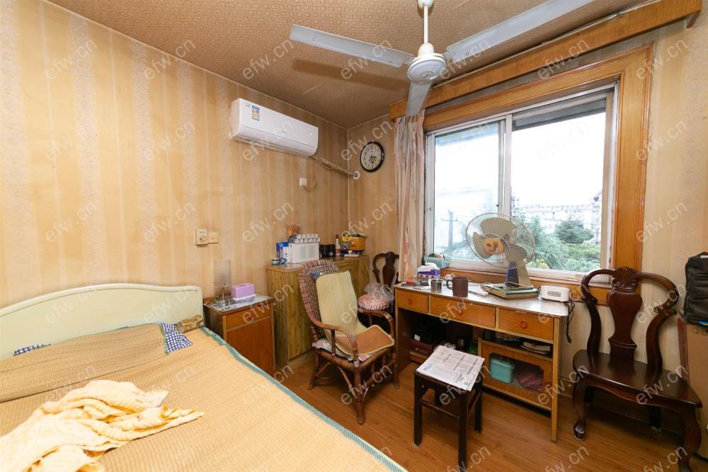 江海新村 2室1厅