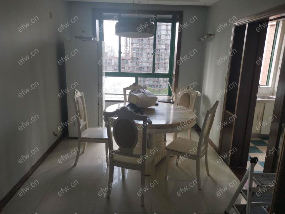 莲蓉苑    精装修3室2厅2卫 拎包入住