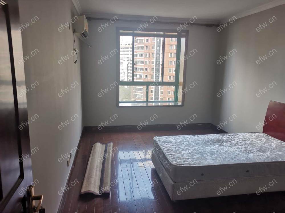 莲蓉苑    精装修3室2厅2卫 拎包入住