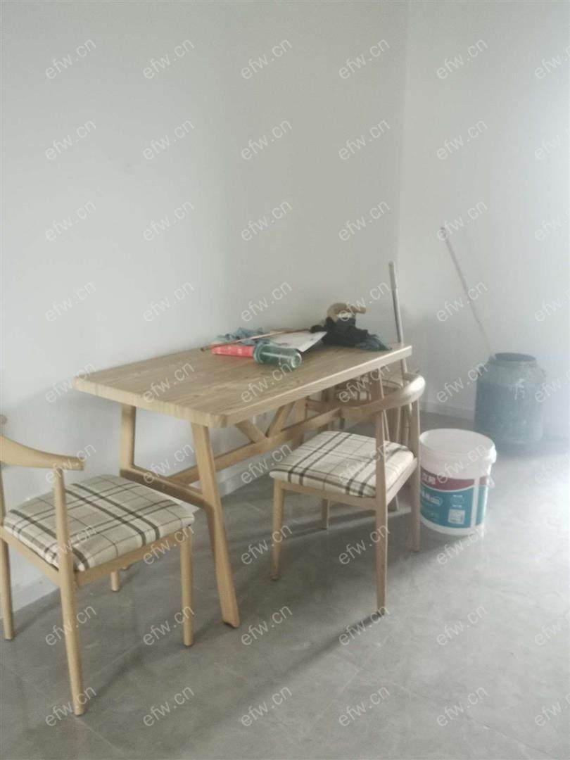 东璟家园B区 1室1厅