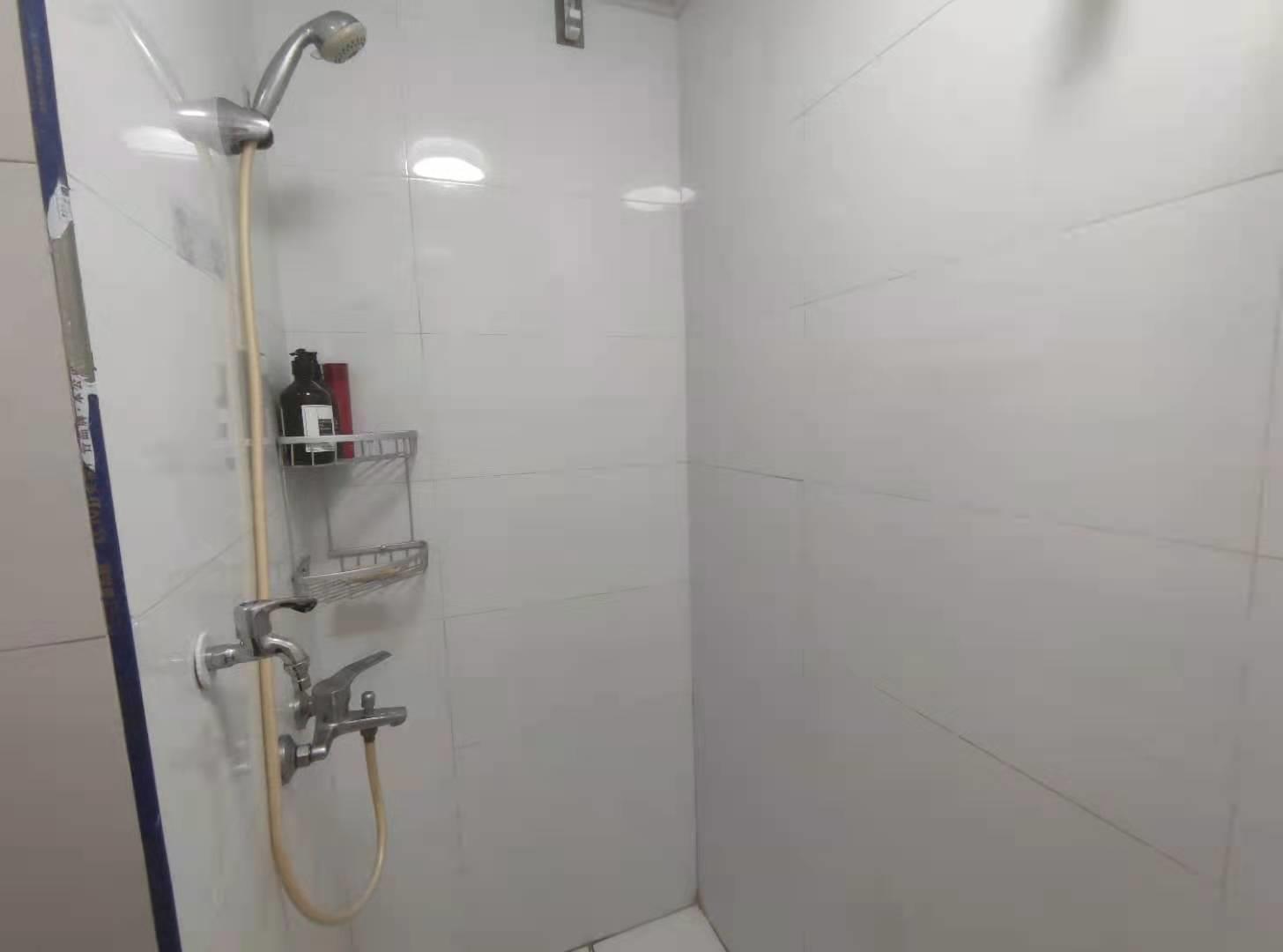 虹桥新村