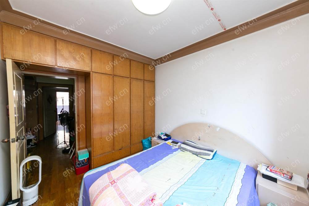小娄巷横街东区（14-29） 3室1厅