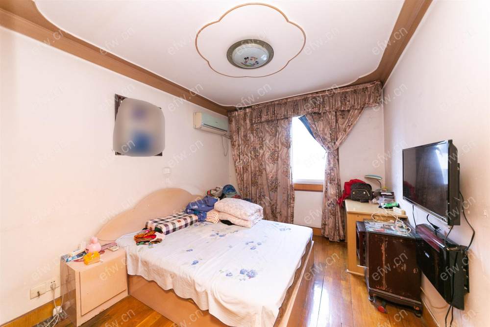 小娄巷横街东区（14-29） 3室1厅