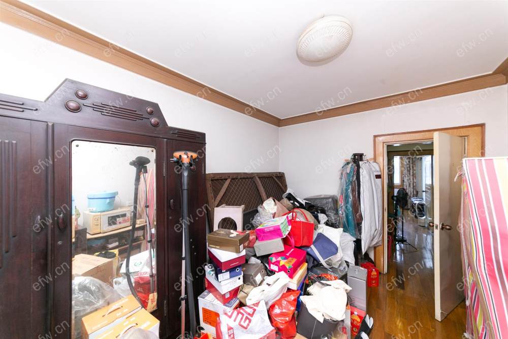 小娄巷横街东区（14-29） 3室1厅