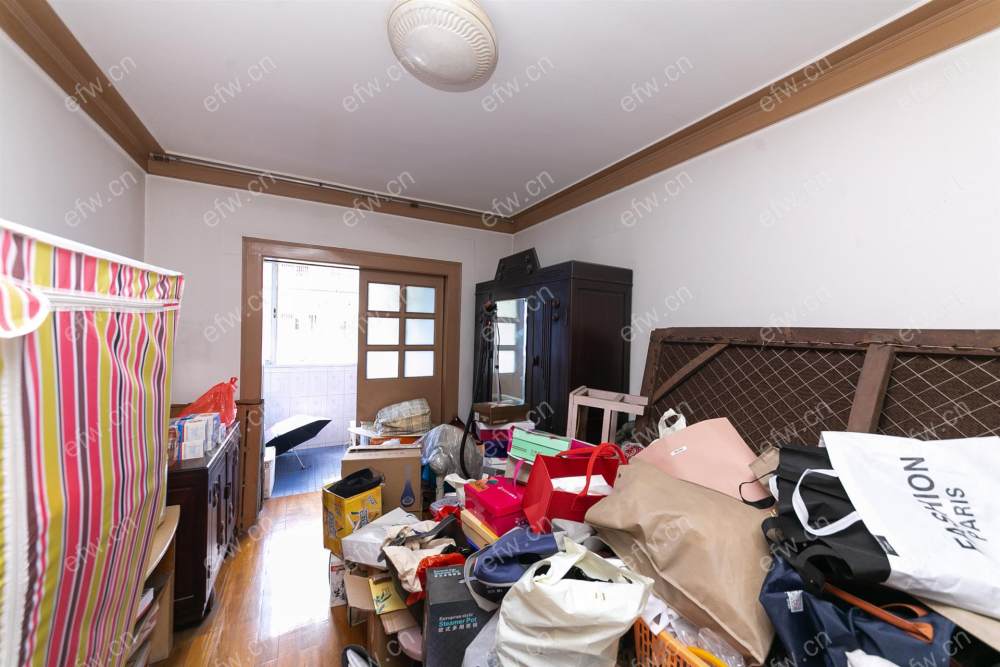 小娄巷横街东区（14-29） 3室1厅
