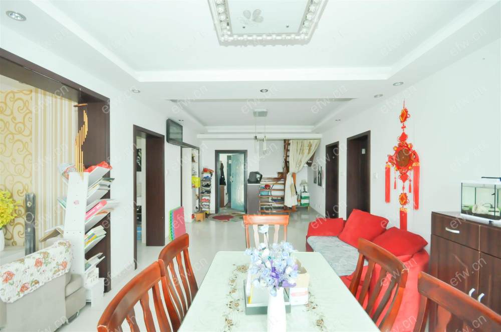 金惠苑 4室3厅，看房提前联系