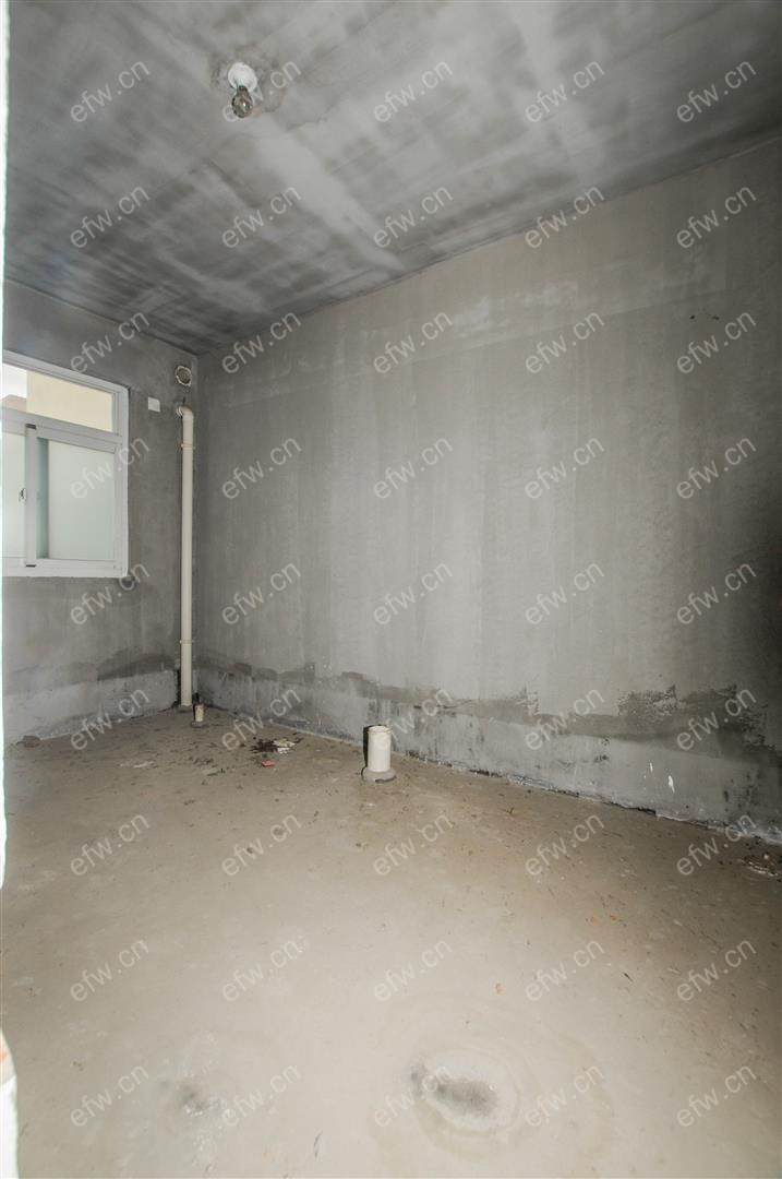 华府庄园二区 4室2厅