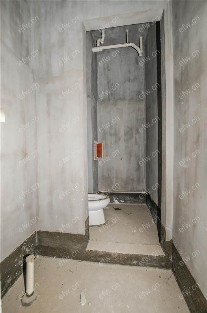 华府庄园二区 4室2厅