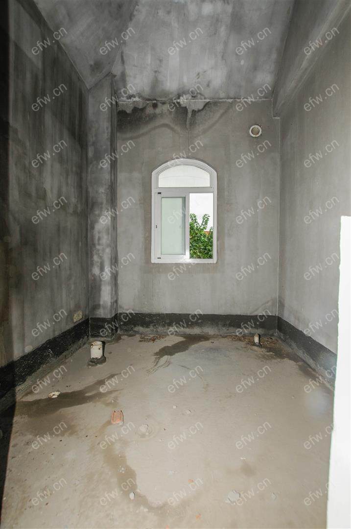 华府庄园二区 4室2厅