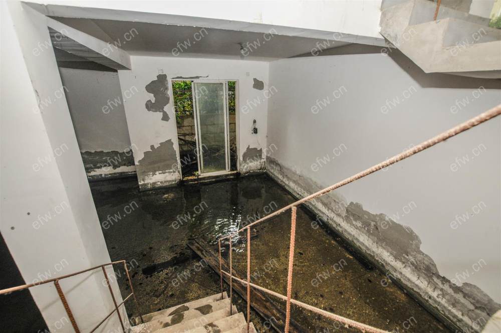 华府庄园二区 4室2厅