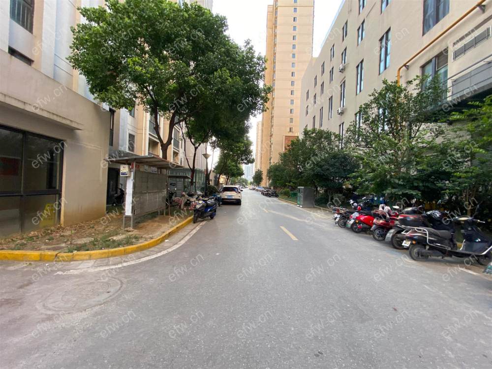 溪南里   3室2厅   房东着急卖1