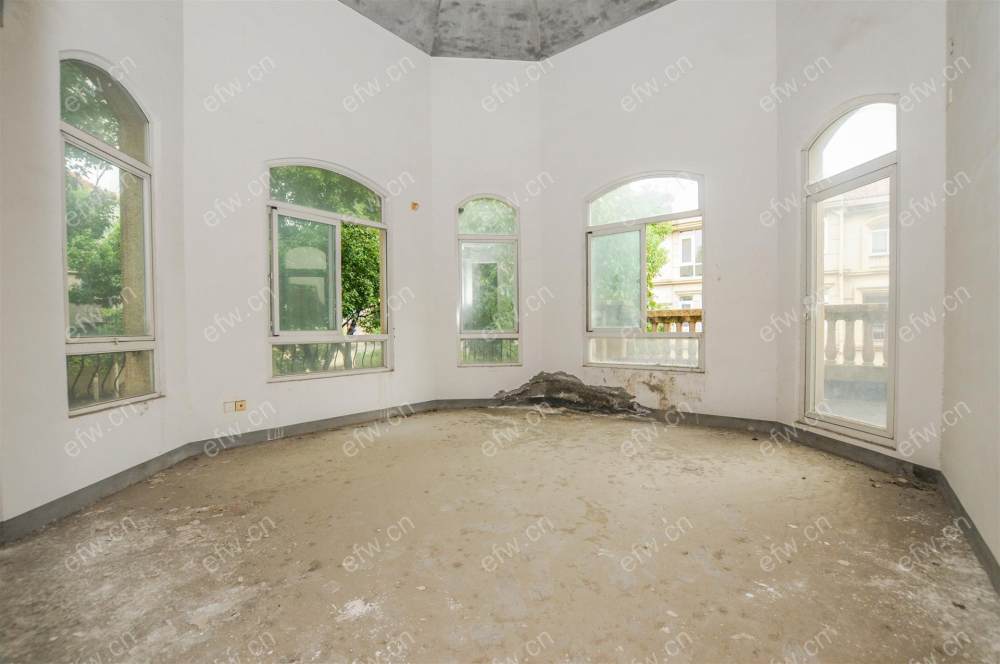 华府庄园二区 4室2厅