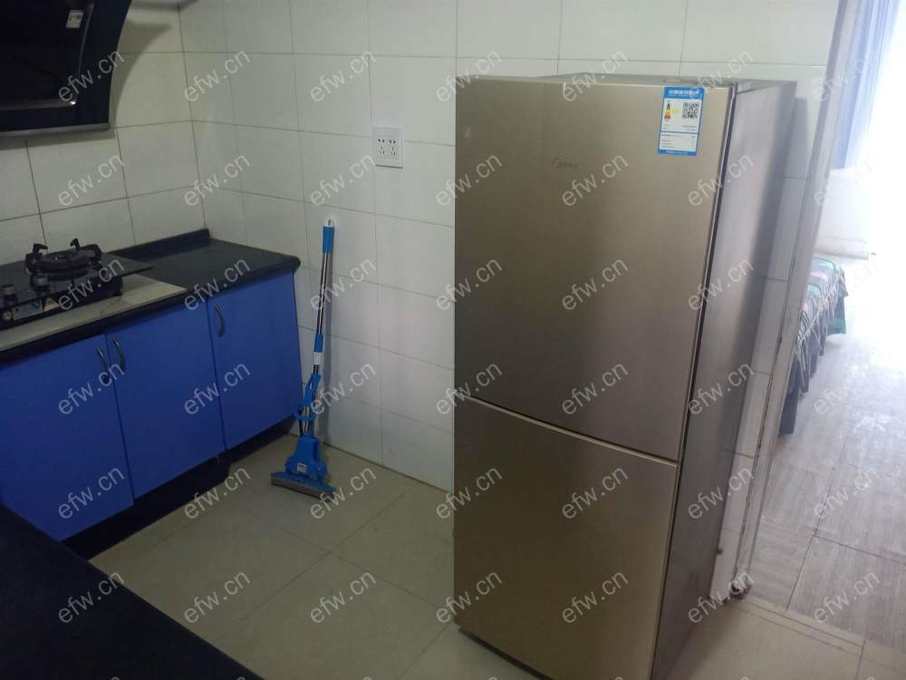 上马墩靖海站地铁旁塔影二村 一室有燃气