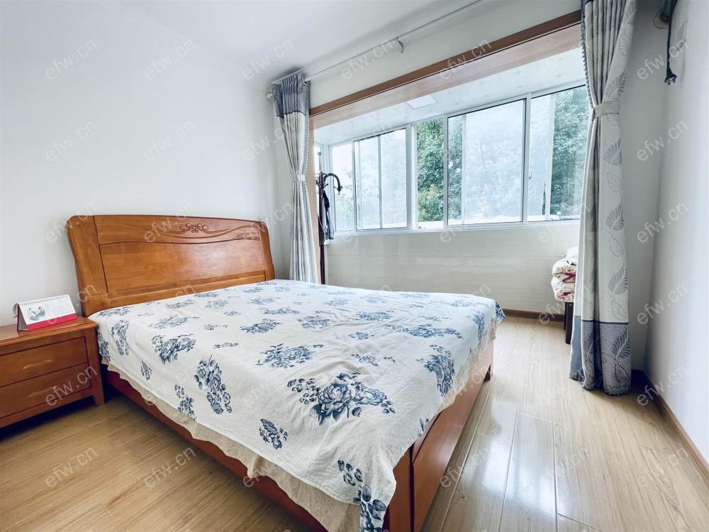 钻探家舍              3室2厅