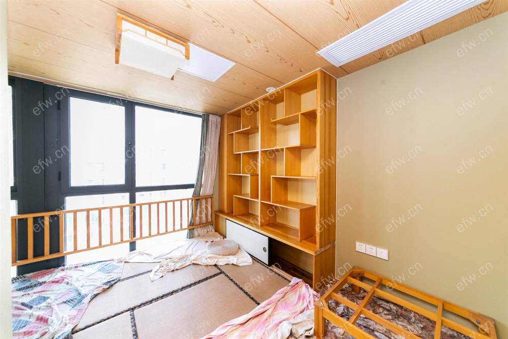 品质小区 环境优美 天元世家自住装修4房2厅2卫 房东诚售价可商
