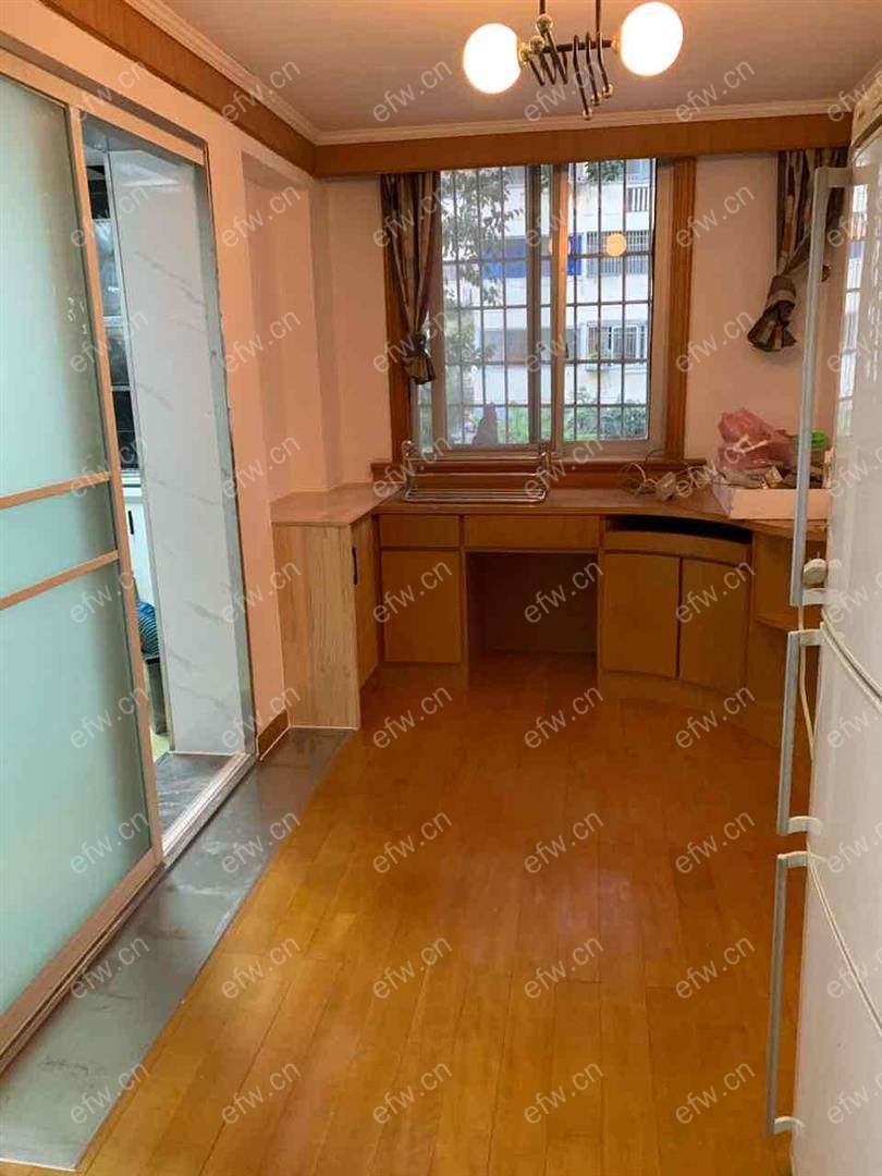 沁园新村 2室2厅 精装修
