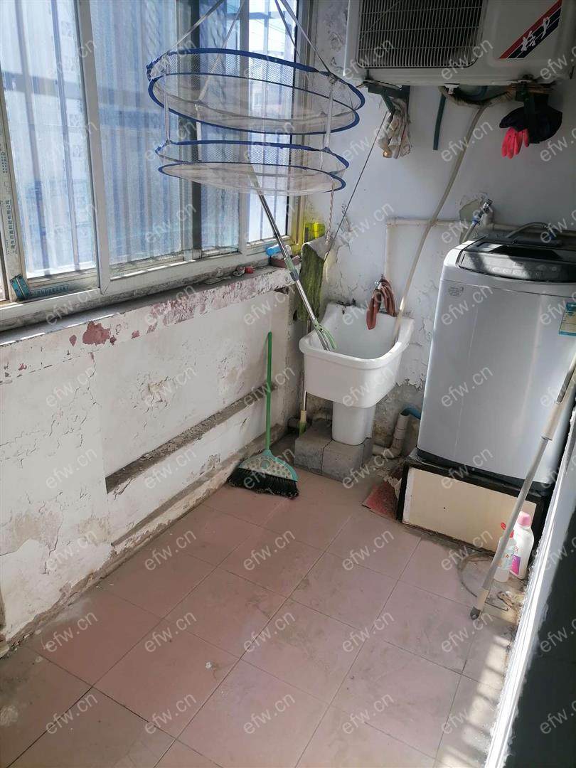 广丰三村 1室1厅家具家电齐全 楼层好