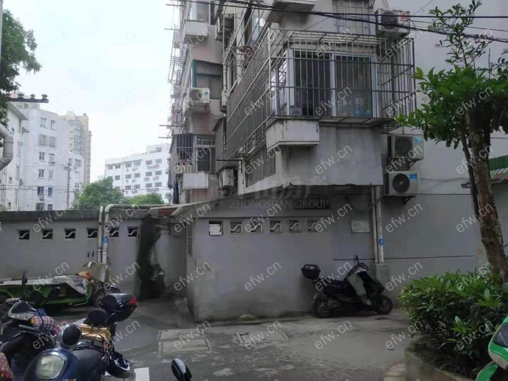 槐树巷 1室1厅房出售