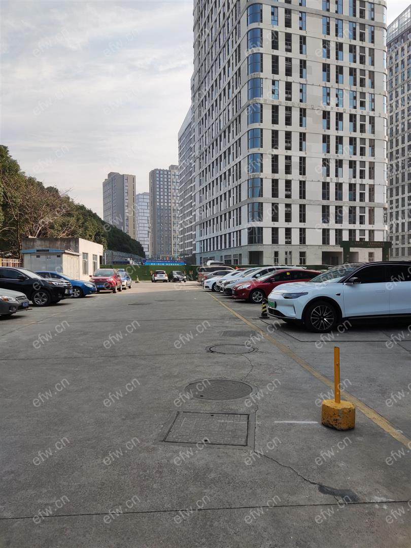 卡摩尔汽车生活广场 1室1厅