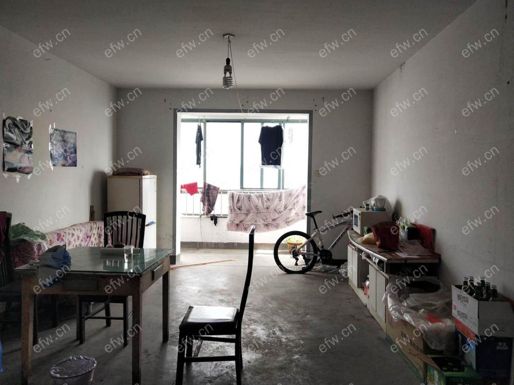 广石家园 3室2厅。。。