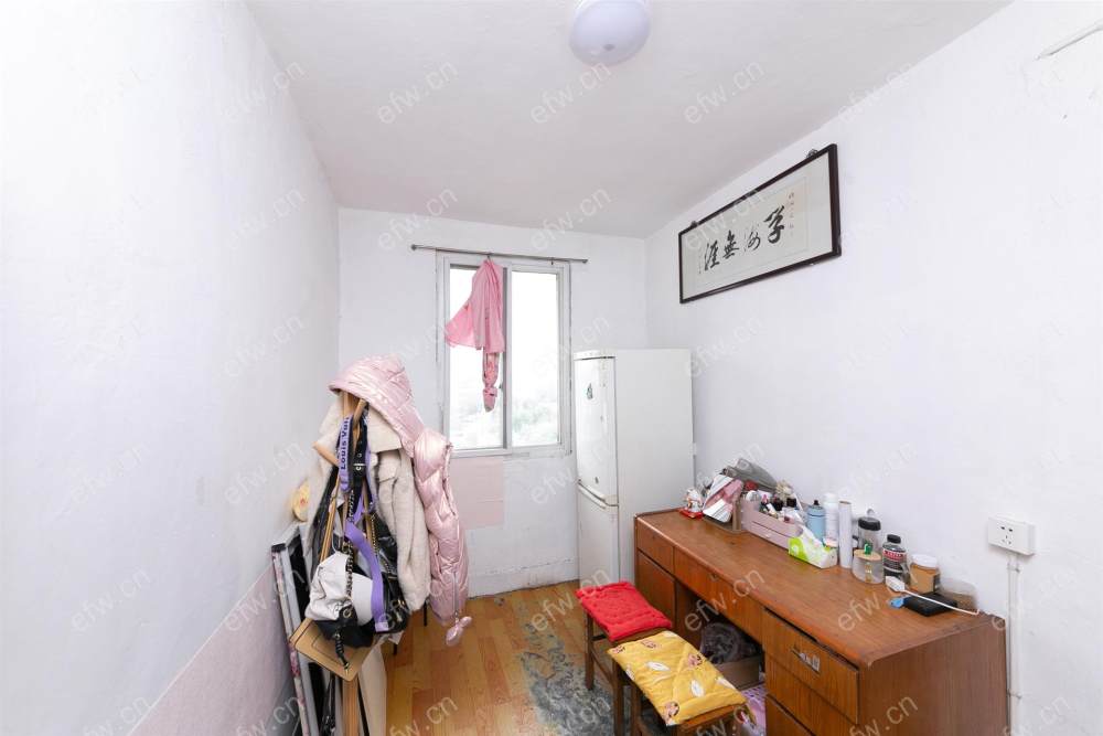 绿塔新村 3室0厅